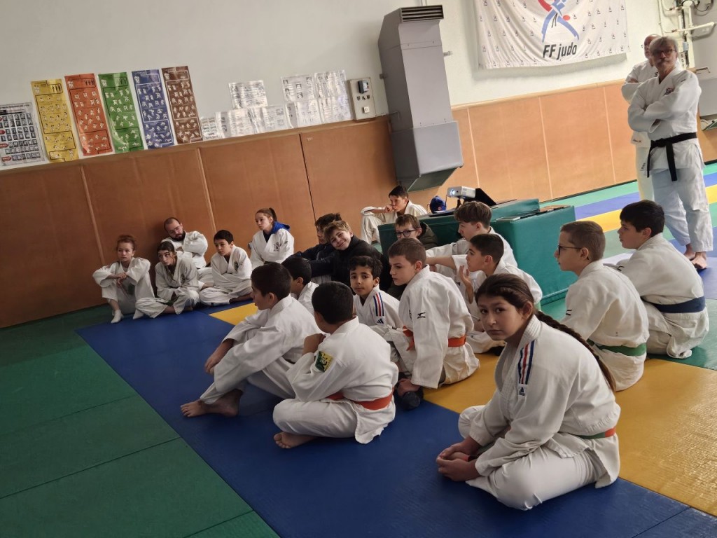 Image de l'actu 'Un stage d'arbitrage pour la futur relève de jeunes'