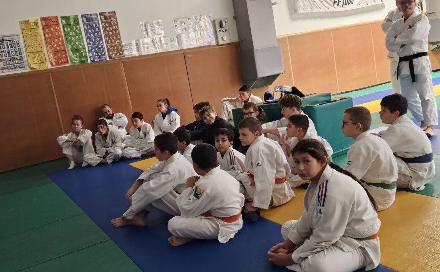 Un stage d'arbitrage pour la futur relève de jeunes